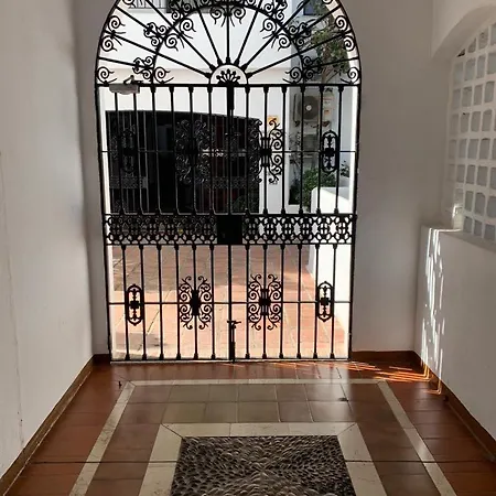 Apartment Charming In Puerto Banus Marbella
